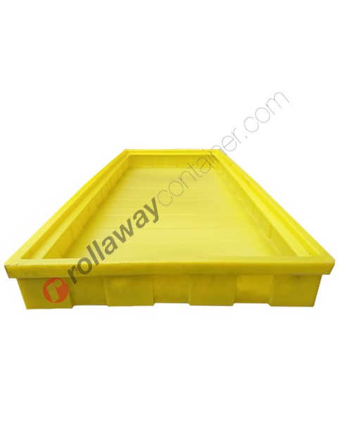 Spill pallet in polyethylene under-shelving for IBC
