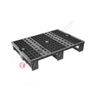 Nestable heavy plastic pallet 800 x 600 with skids